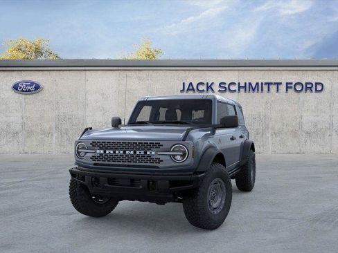 New 2025 Ford Bronco Badlands w/ Sasquatch Package image 2