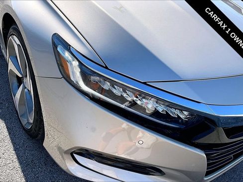 Used 2020 Honda Accord Touring image 31