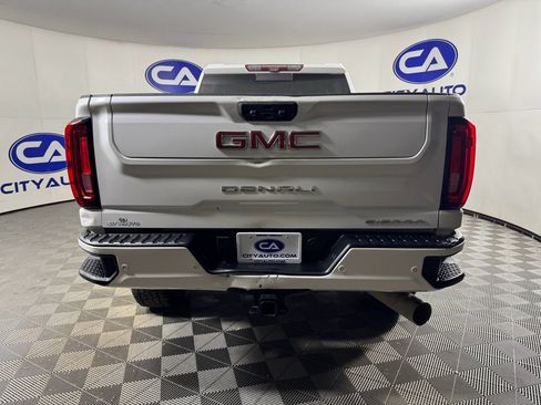 Used 2020 GMC Sierra 3500 Denali w/ Denali Ultimate Package image 4