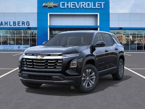 New 2026 Chevrolet Equinox LT w/ Convenience Package II AWD/4WD image 6