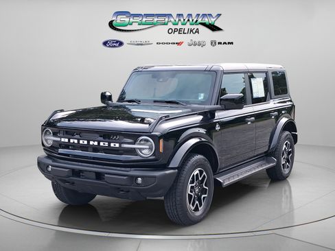 Used 2026 Ford Bronco Outer Banks AWD/4WD image 3