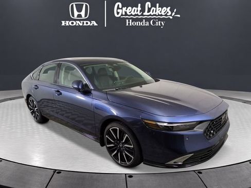 New 2026 Honda Accord Touring image 7