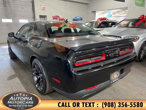 Used 2020 Dodge Challenger R/T Scat Pack w/ Plus Package RWD image 3