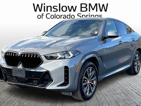 Used 2025 BMW X6 xDrive40i AWD/4WD image 3