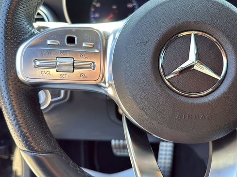 Used 2023 Mercedes-Benz GLC 300 4MATIC Coupe image 16