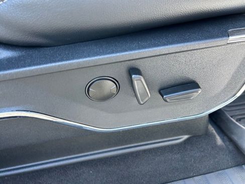 Used 2024 Ford F250 Lariat w/ FX4 Off-Road Package image 61