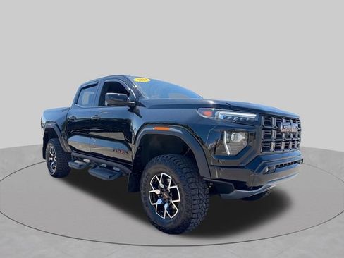Used 2024 GMC Canyon AT4X AWD/4WD image 2
