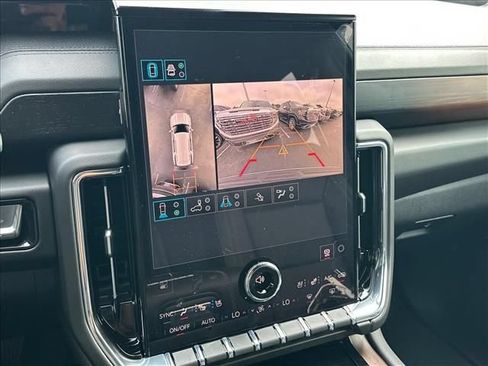 New 2026 GMC Yukon Denali w/ Advanced Technology Package AWD/4WD image 35