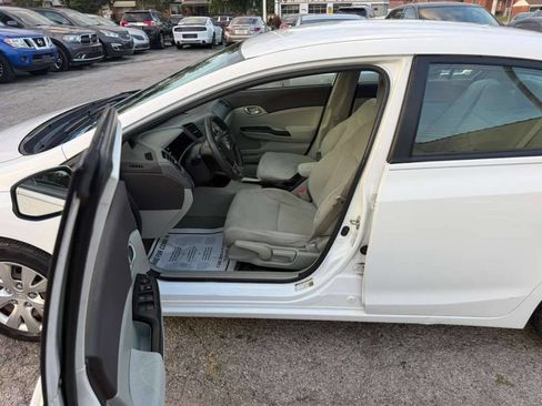Used 2012 Honda Civic LX image 10