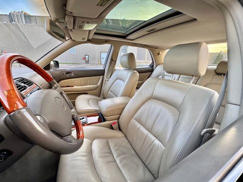 Used 2000 Lexus LS 400 RWD image 21
