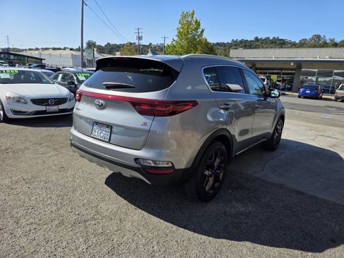 Used 2020 Kia Sportage S image 5
