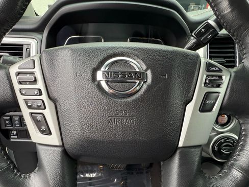 Used 2017 Nissan Titan SL image 36