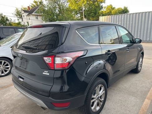Used 2019 Ford Escape SE FWD image 7