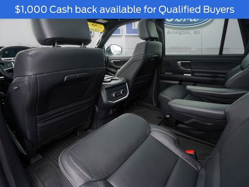 New 2025 Ford Expedition Max Platinum w/ Stealth Performance Package image 34