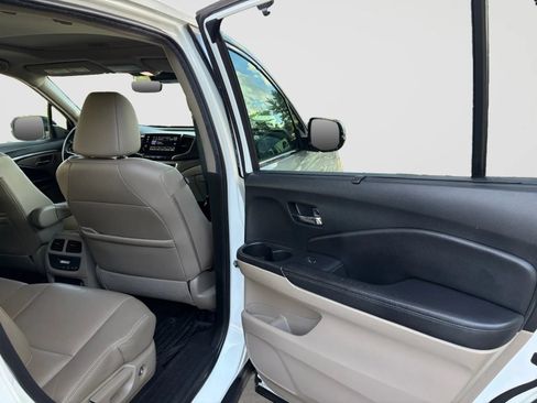 Used 2022 Honda Pilot EX-L image 18