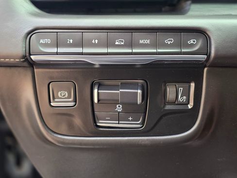 Used 2021 Cadillac Escalade Sport Platinum image 51