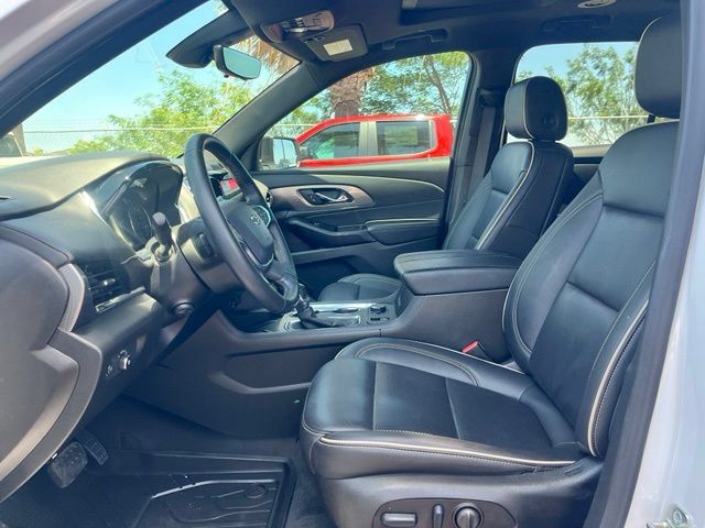 Used 2023 Chevrolet Traverse Premier w/ Redline Edition FWD image 19