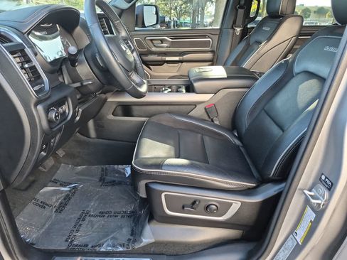 Used 2022 RAM 1500 Laramie RWD image 17