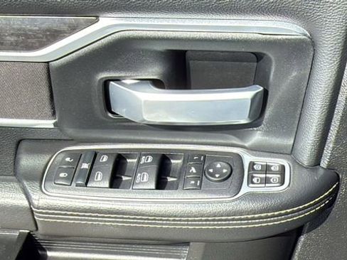 Used 2024 RAM 2500 Big Horn image 22