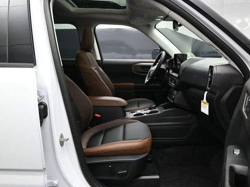 New 2026 Ford Bronco Sport Outer Banks AWD/4WD image 24