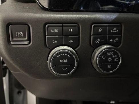 Used 2023 Chevrolet Silverado 1500 LTZ w/ LTZ Convenience Package II AWD/4WD image 16