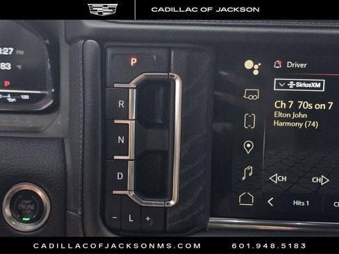 Used 2022 GMC Yukon XL Denali AWD/4WD image 15