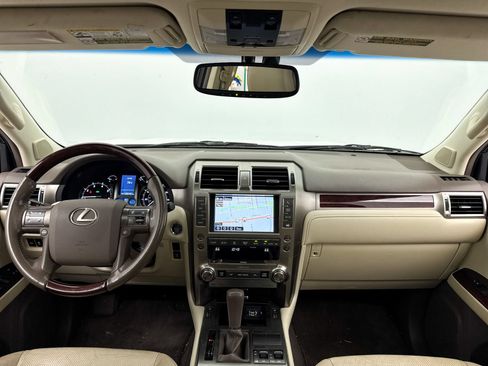 Used 2016 Lexus GX 460 w/ Premium Package AWD/4WD image 16
