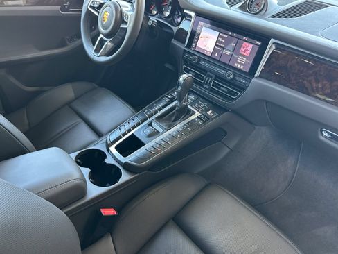 Certified 2021 Porsche Macan GTS AWD/4WD image 17
