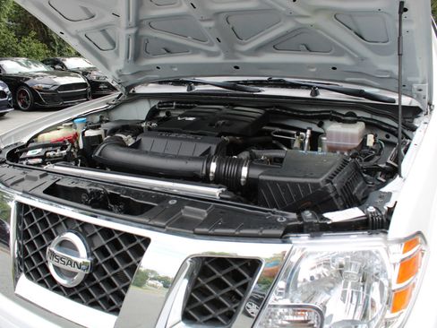 Used 2021 Nissan Frontier SV RWD image 25