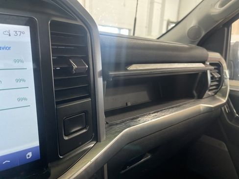 Used 2022 Ford F150 Lariat w/ Equipment Group 502A High image 55