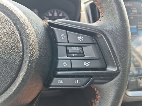 Used 2024 Subaru Crosstrek 2.5i Limited w/ Crosstrek Mirror Package AWD/4WD image 19