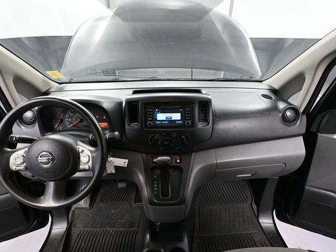 Used 2015 Nissan NV200 SV w/ Technology Package image 21