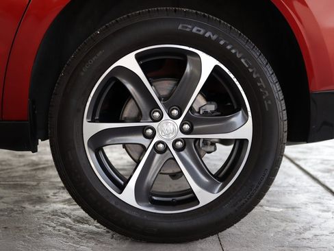 Used 2022 Buick Enclave Essence w/ Sport Touring Edition image 40