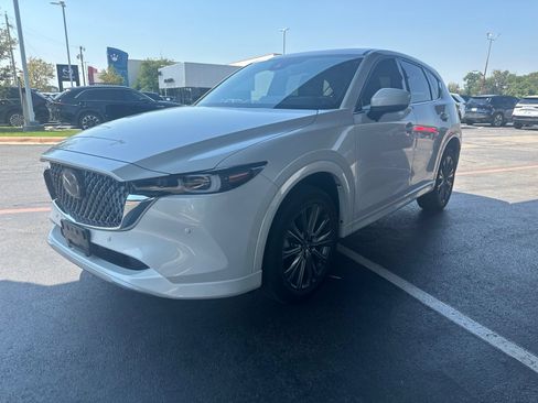 Used 2025 MAZDA CX-5 Signature AWD/4WD image 4