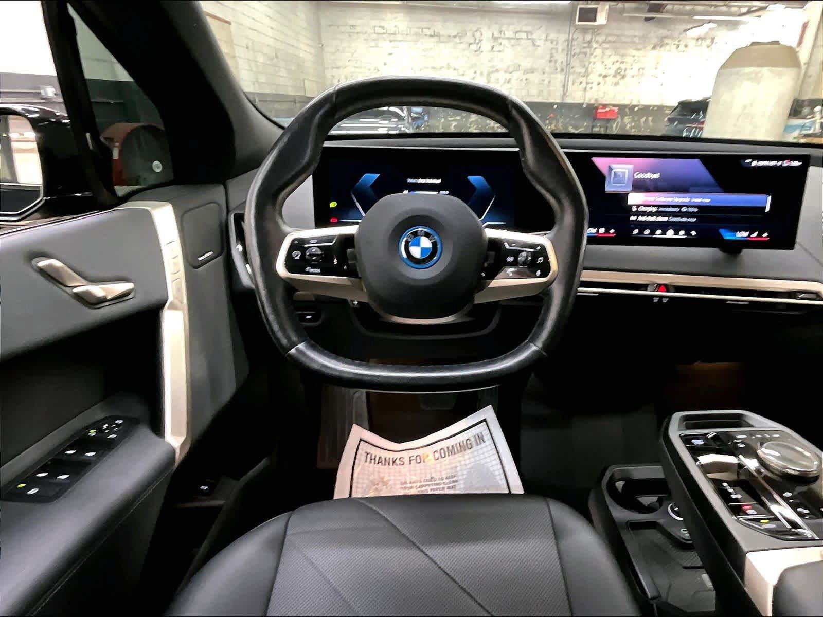 Used 2024 BMW iX xDrive50 w/ Sport Package AWD/4WD image 8