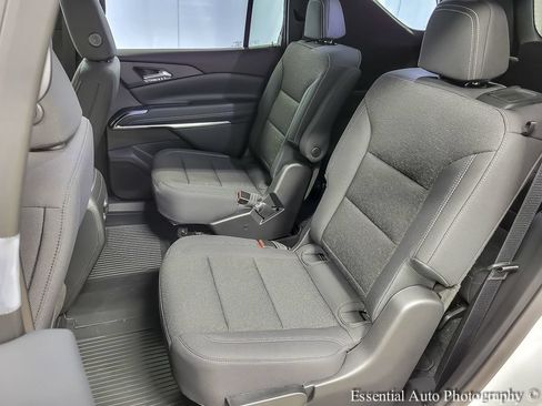 New 2026 Chevrolet Traverse LT w/ Midnight/Sport Edition AWD/4WD image 10