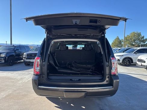 Used 2019 GMC Yukon XL Denali w/ Denali Ultimate Package image 32