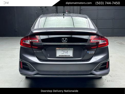 Used 2018 Honda Clarity Touring image 5