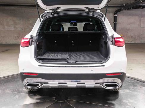 Certified 2026 Mercedes-Benz GLC 300 image 30