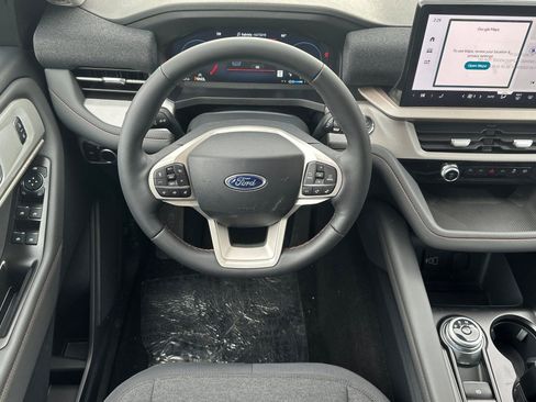 New 2026 Ford Explorer Active image 45