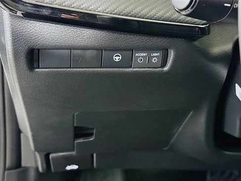 New 2026 Nissan Kicks SR w/ Interior Electronics Package AWD/4WD image 10