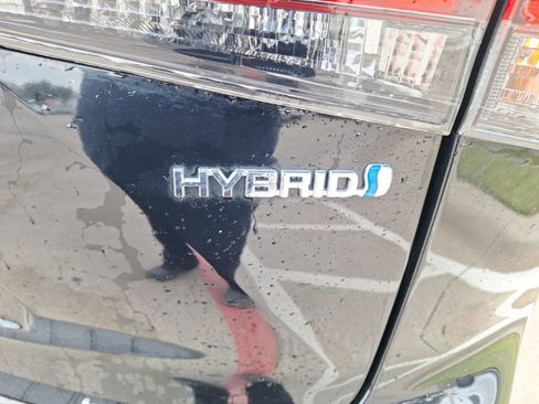 Used 2023 Toyota Highlander Limited image 12