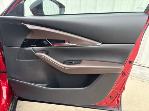 Certified 2021 MAZDA CX-30 2.5 Turbo w/ Premium Plus Pkg image 37