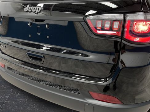 New 2026 Jeep Compass Latitude AWD/4WD image 36