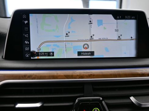 Used 2016 BMW 750i xDrive image 20