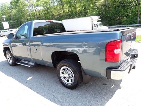 Used 2009 Chevrolet Silverado 1500 W/T w/ LS Package RWD image 10