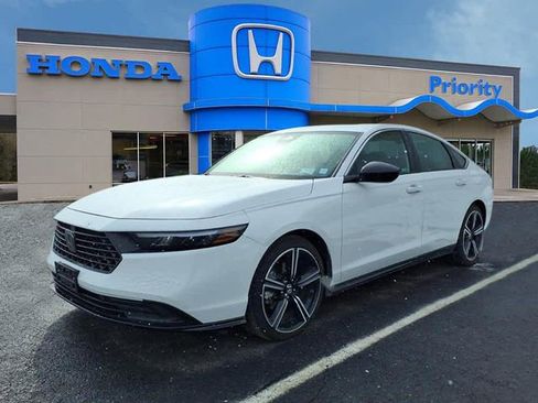 Certified 2024 Honda Accord Sport image 1