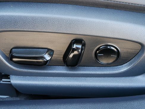 Used 2024 Lexus ES 250 w/ Premium Package image 20