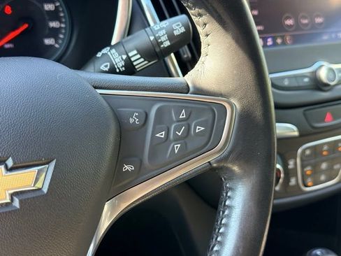 Used 2020 Chevrolet Equinox LT w/ Driver Convenience Package FWD image 12