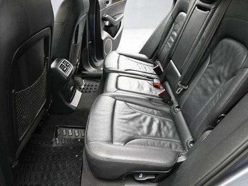 Used 2016 Audi Q5 2.0T Premium Plus w/ Technology Package image 18